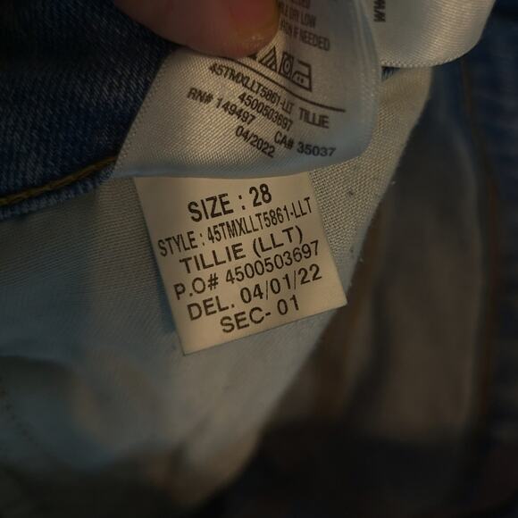 NWT Joe’s Jeans Light Wash Tillie Crop Boyfriend Jeans Size 28 - Picture 9 of 10